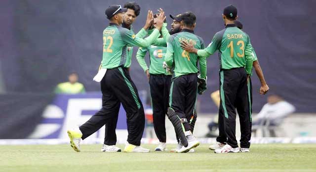 বৃষ্টি আইনে ম্যাচ জিতে গ্রুপ চ্যাম্পিয়ন শেখ জামাল